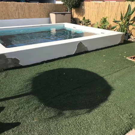 Casa Con Piscina En *